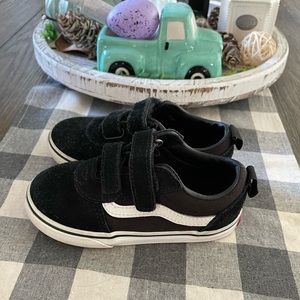 Toddler vans size 9